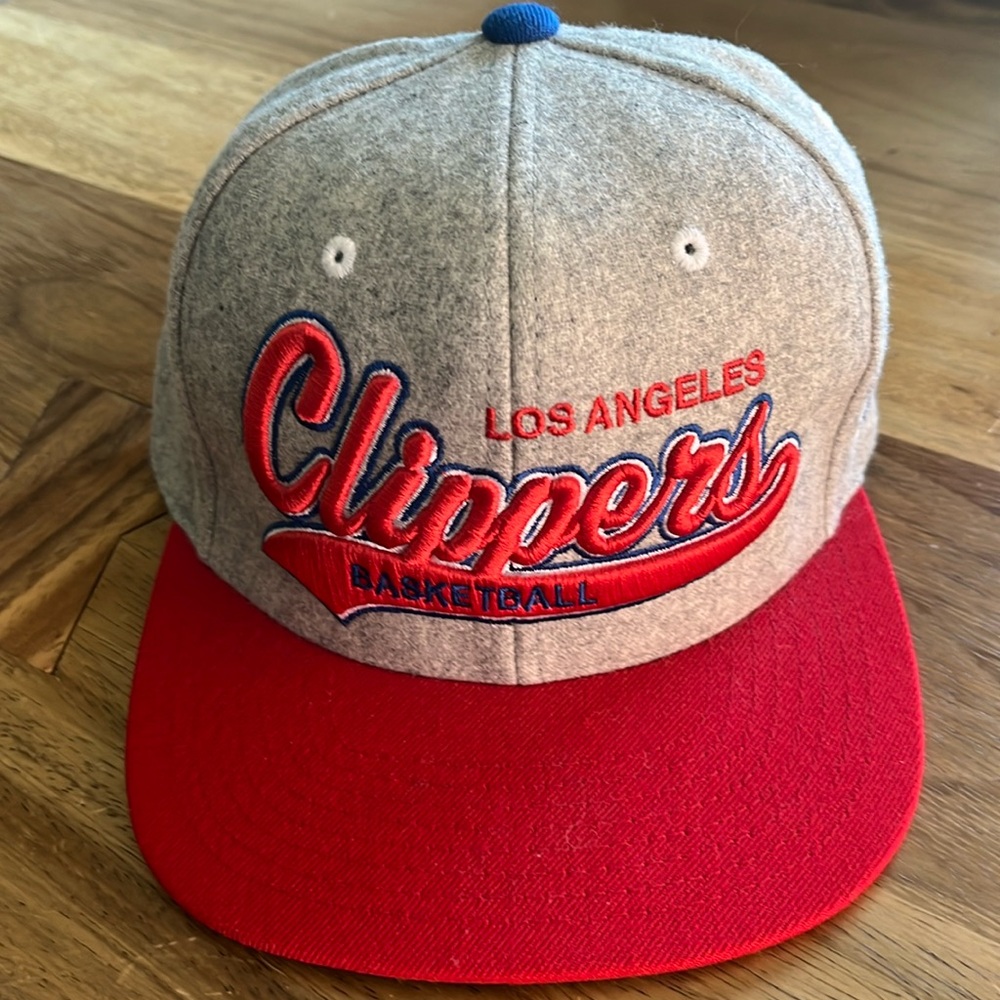 EUC Mitchell & Ness LA Clippers Hat